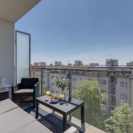 Jt'S Apartments Korunni Str. Прага Экстерьер фото
