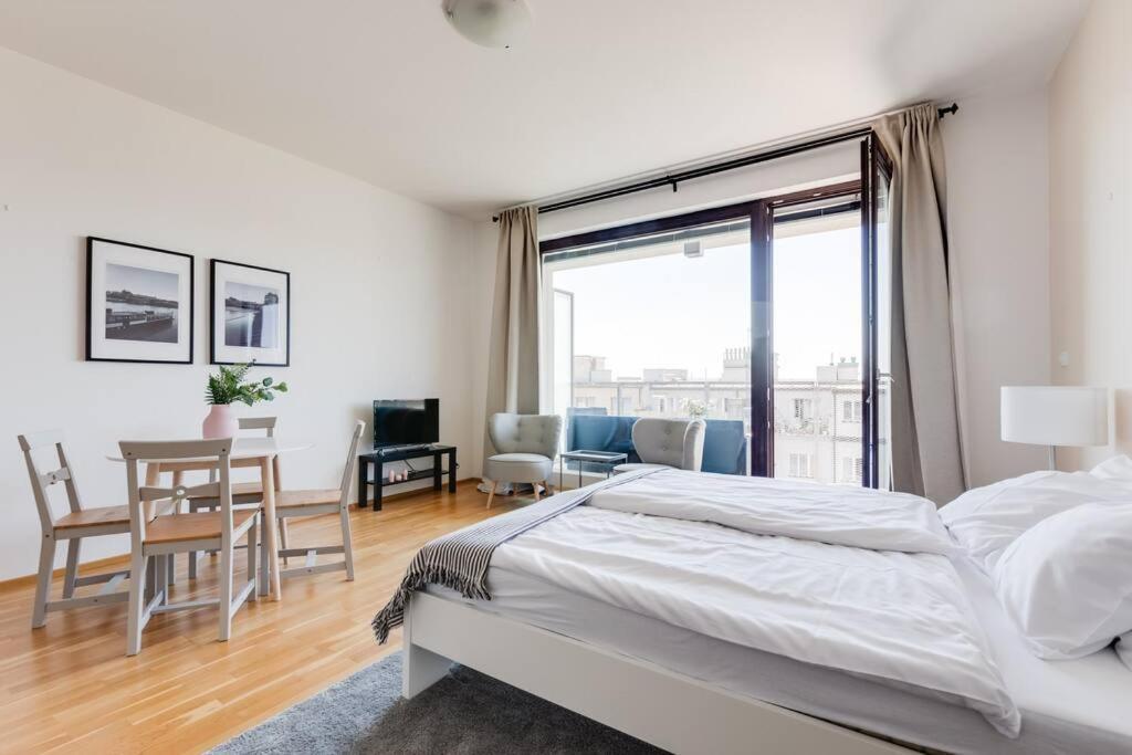Jt'S Apartments Korunni Str. Прага Экстерьер фото