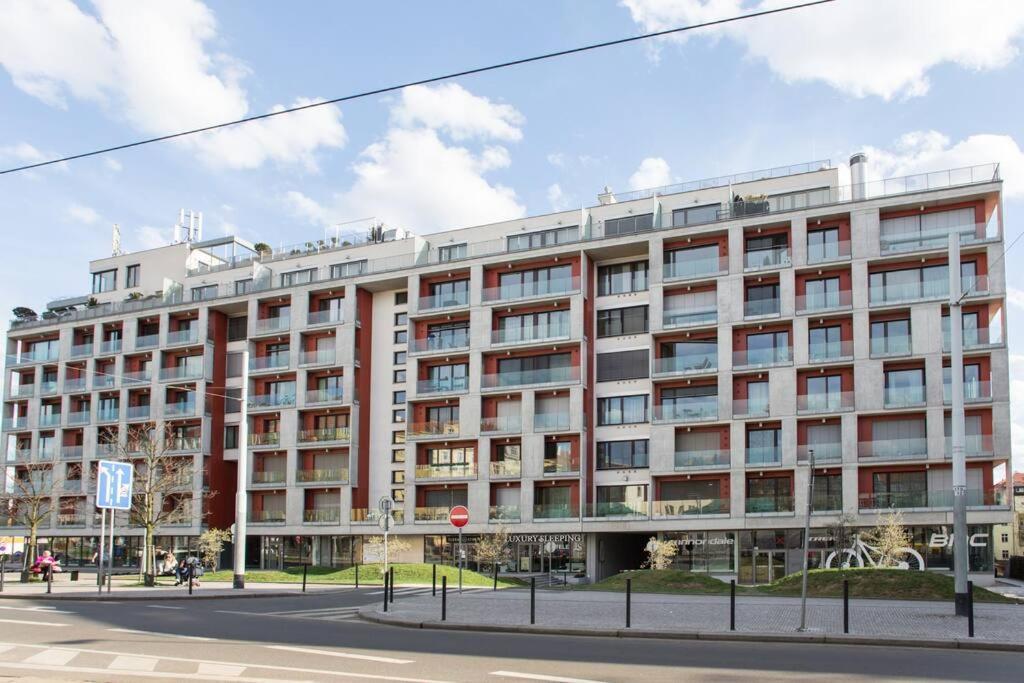 Jt'S Apartments Korunni Str. Прага Экстерьер фото
