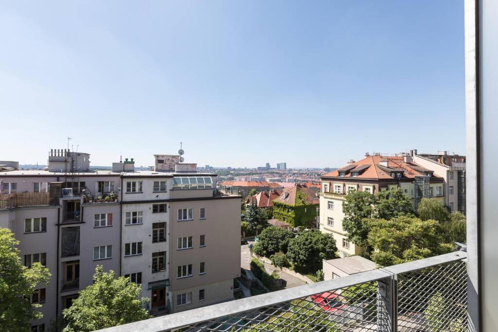 Jt'S Apartments Korunni Str. Прага Экстерьер фото